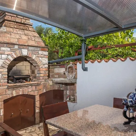 Apartmán Magdalena As7 With Terrace And Bbq Rovinj